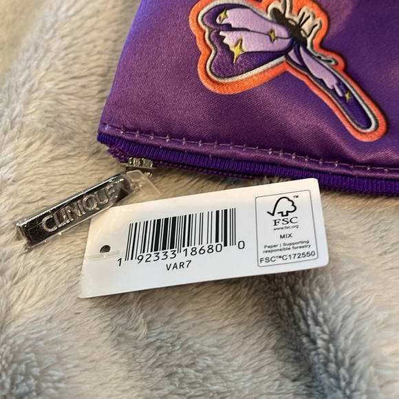 NWT Satiny Clinique Makeup Bag - Picture 2 of 6